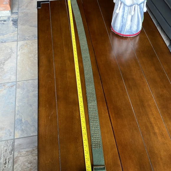 Vintage Boho Army Green Canvas Belt Brass Rivet Detail/Buckle Auto-Lock L/XL - Picture 8 of 9